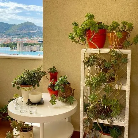 Trogir Center Exclusive Seaview Apartment For 4 Exterior photo