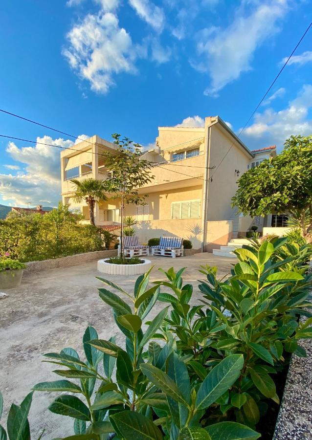 Center Exclusive Seaview For 4 Apartment *