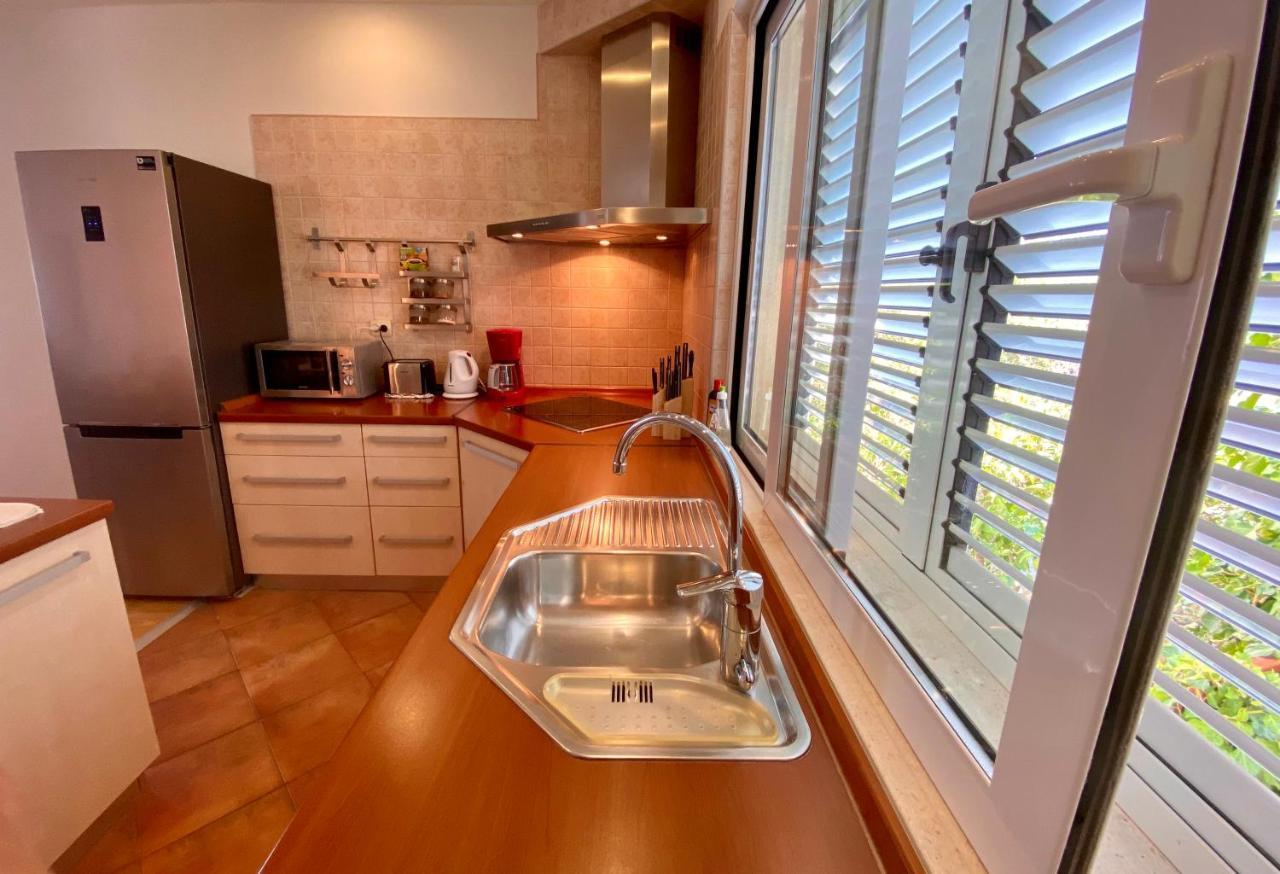 Center Exclusive Seaview For 4 * Trogir