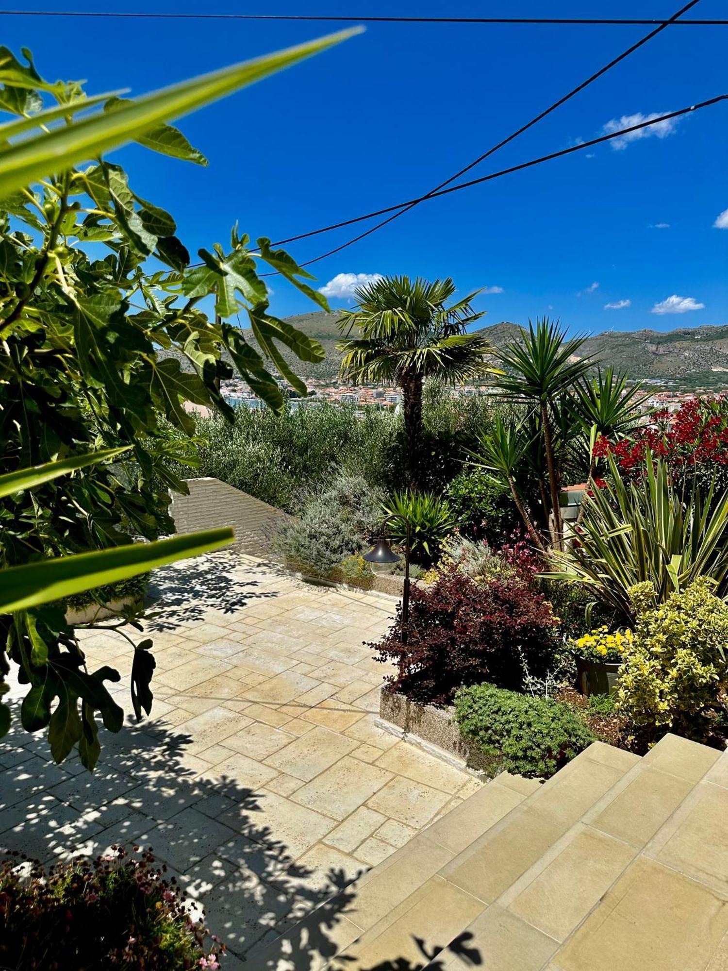 Apartment Center Exclusive Seaview For 4 *